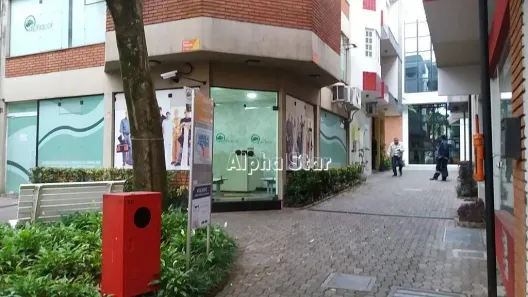 Prédio Comercial para venda ou aluguel, 96m² no Condomínio Centro Comercial Alphaville, Barueri