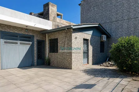 Casa com 2 Quartos à venda, 138m² no Vila Fátima, Cachoeirinha