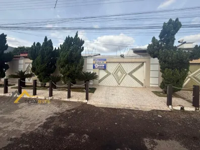 Casa com 4 Quartos à venda, 274m² no Moinho dos Ventos, Goiânia