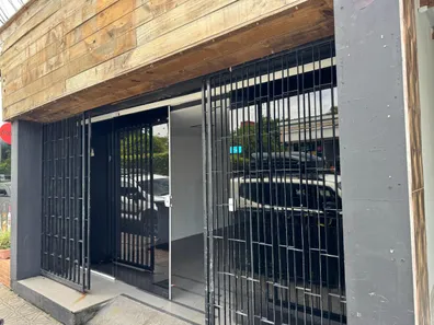 Ponto Comercial para alugar, 100m² no Lagoa da Conceição, Florianópolis