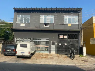 Galpão/Depósito/Armazém para alugar, 700m² no Tauá, Rio de Janeiro