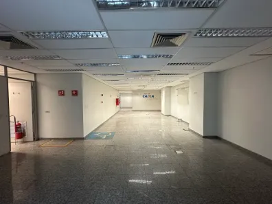 Ponto Comercial para alugar, 600m² no Centro, Rio de Janeiro