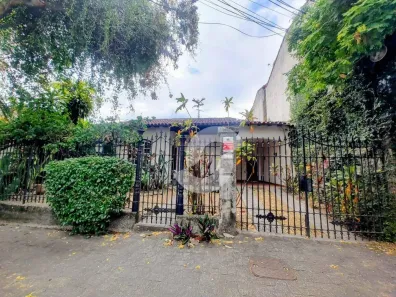 Casa com 5 Quartos à venda, 242m² no São Francisco, Niterói