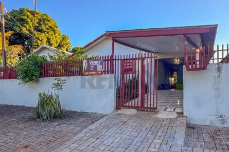 Casa com 3 Quartos à venda, 155m² no Vila Pioneiro, Toledo