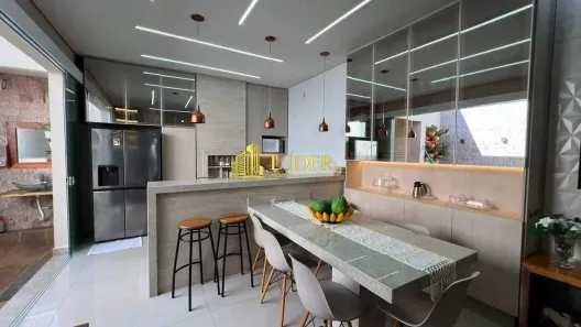 Casa de Condomínio com 5 Quartos à venda, 190m² no Jardim Sul, Uberlândia