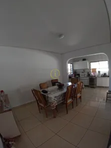 Casa com 5 Quartos à venda, 229m² no Serrano, Belo Horizonte