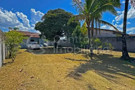 Casa com 2 Quartos à venda, 78m² no Estância Balneária Maria Helena Novaes, Peruíbe