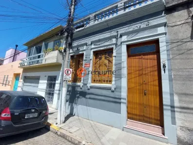 Imóvel Comercial com 6 Quartos à venda, 150m² no Centro, Pelotas