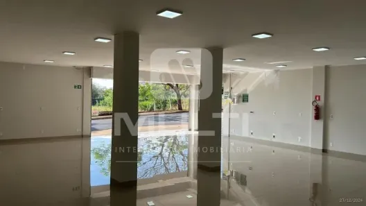Prédio Comercial com 1 Quarto à venda, 280m² no Santa Luzia, Uberlândia