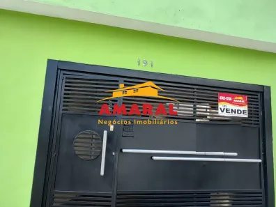 Sobrado com 5 Quartos à venda, 229m² no Jardim Emília, Poá