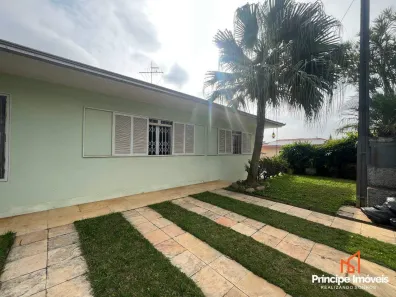 Casa com 4 Quartos à venda, 258m² no Floresta, Joinville