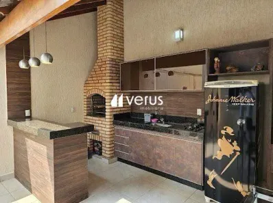 Casa com 3 Quartos à venda, 220m² no Alto Umuarama, Uberlândia