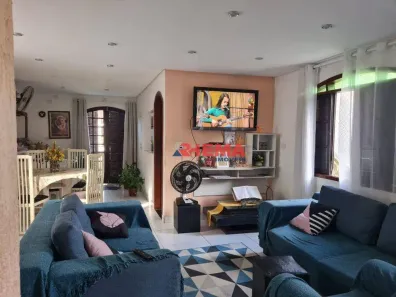 Sobrado com 3 Quartos à venda, 182m² no Aparecida, Santos