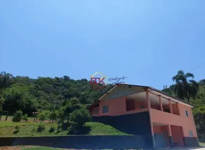 Fazenda/Sítio com 3 Quartos à venda, 240m² no Jardim Motorama, São José dos Campos