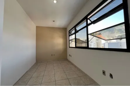Sala Comercial à venda, 40m² no Bosque da Saúde, São Paulo