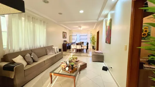 Casa de Condomínio com 4 Quartos à venda, 370m² no Operária, Londrina