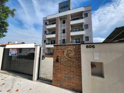 Apartamento com 2 Quartos para alugar, 61m² no Gravatá, Navegantes