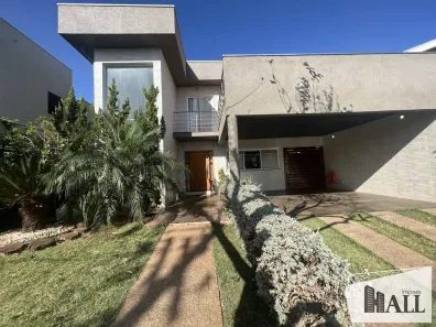Casa de Condomínio com 3 Quartos à venda, 240m² no , Bady Bassitt