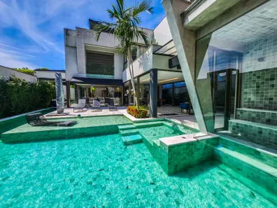 Sobrado com 6 Quartos à venda, 687m² no Riviera, Bertioga