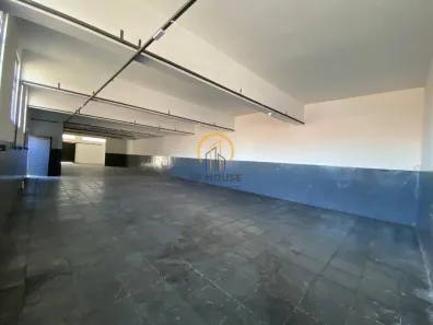 Prédio Comercial para alugar, 499m² no Vila Gumercindo, São Paulo