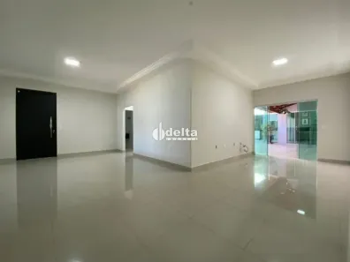 Casa com 3 Quartos à venda, 185m² no Nova Uberlândia, Uberlândia