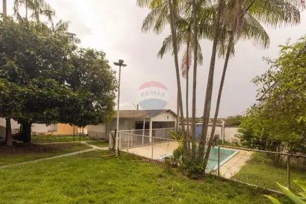 Casa com 5 Quartos à venda, 540m² no Aleixo, Manaus