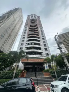 Apartamento com 2 Quartos à venda, 70m² no Meireles, Fortaleza