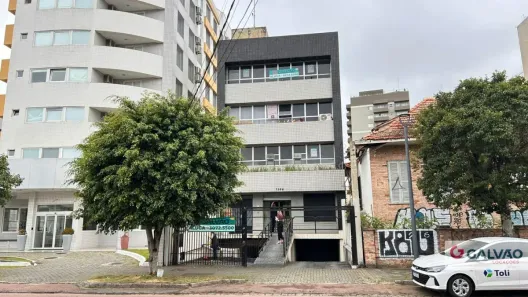 Sala Comercial para alugar, 61m² no Centro Cívico, Curitiba