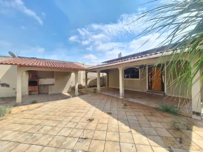 Casa com 4 Quartos à venda, 221m² no Jardim América, Goiânia