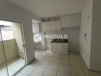 Apartamento com 2 Quartos para alugar, 50m² no Shopping Park, Uberlândia