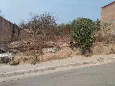 Lote/Terreno à venda, 371m² no Petrovale, Betim