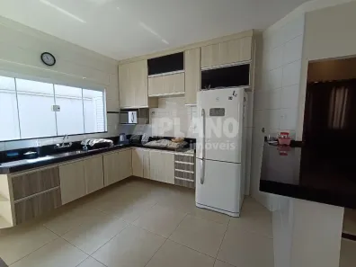 Casa com 3 Quartos para alugar, 100m² no Jardim do Bosque, Ibaté