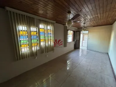 Casa com 3 Quartos para alugar, 80m² no Igara, Canoas