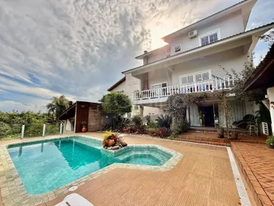 Casa de Condomínio com 4 Quartos à venda, 419m² no Cacupé, Florianópolis