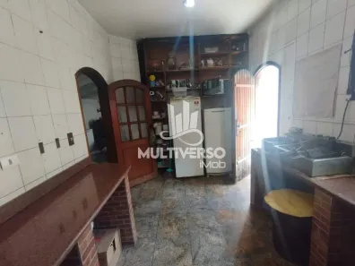 Casa com 3 Quartos à venda, 170m² no Marapé, Santos