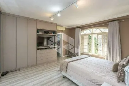 Casa com 5 Quartos à venda, 420m² no Jardim Lindóia, Porto Alegre