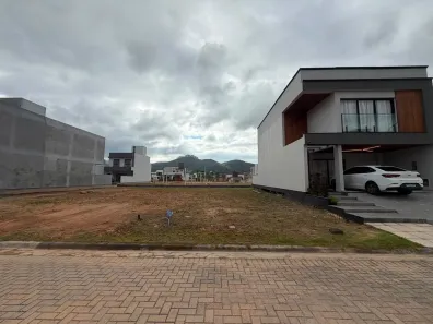 Lote/Terreno à venda, 150m² no Beira Rio, Biguaçu