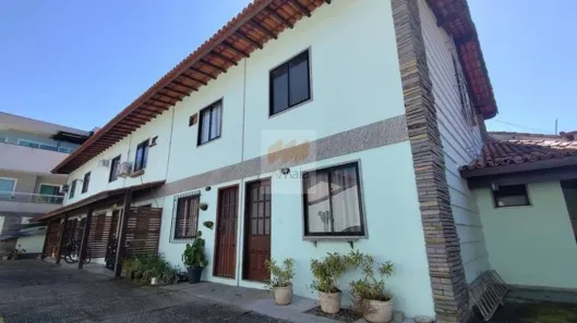 Casa de Condomínio com 2 Quartos à venda, 63m² no Palmeiras, Cabo Frio