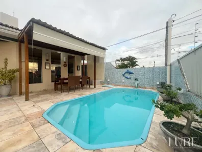 Casa com 3 Quartos à venda, 200m² no Capim Macio, Natal