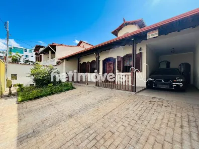 Casa com 3 Quartos à venda, 360m² no Eldorado, Contagem