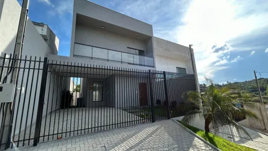Sobrado com 3 Quartos à venda, 125m² no Estrela, Ponta Grossa