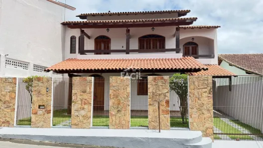 Casa com 3 Quartos à venda, 202m² no Cariacica Sede, Cariacica