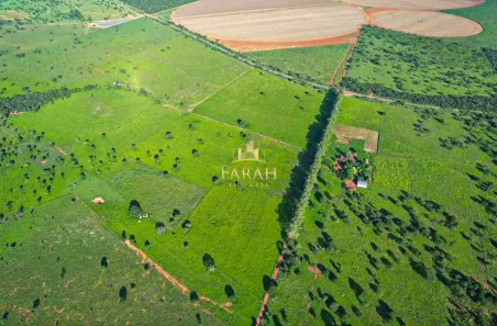 Fazenda/Sítio com 3 Quartos à venda, 3600000m² no , Arinos