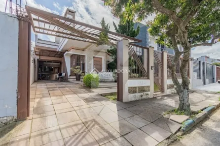 Casa com 3 Quartos à venda, 200m² no Parque da Matriz, Cachoeirinha