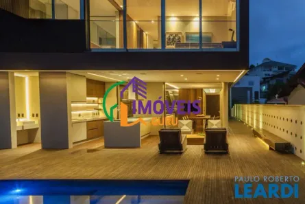 Casa de Condomínio com 4 Quartos para alugar, 420m² no Arujá 5, Arujá
