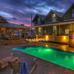 Casa com 6 Quartos à venda, 160m² no , Imbituba