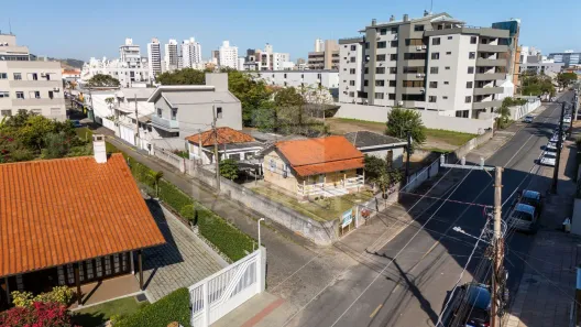 Lote/Terreno à venda, 503m² no Centro, Tubarão