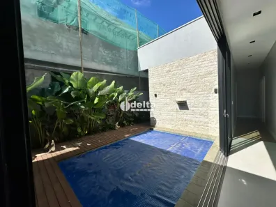 Casa de Condomínio com 3 Quartos à venda, 204m² no Gávea, Uberlândia
