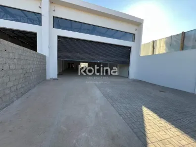 Galpão/Depósito/Armazém para alugar, 250m² no Martins, Uberlândia