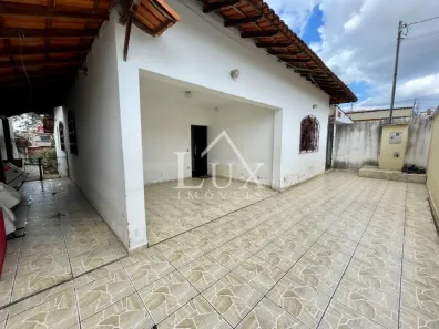 Casa com 2 Quartos à venda, 200m² no Céu Azul, Belo Horizonte